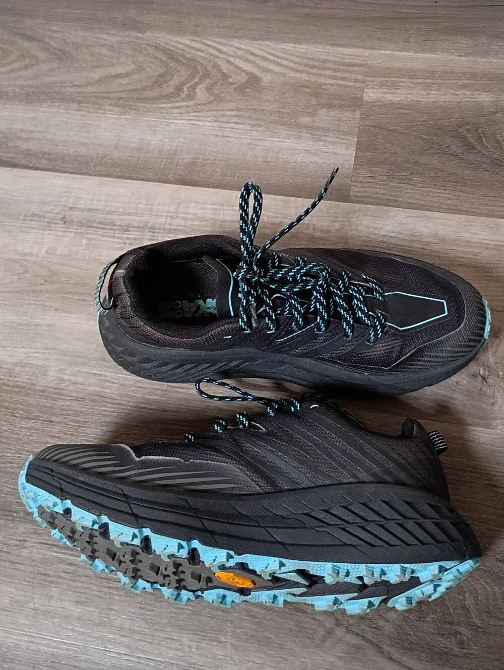 Hoka One One excellent pre